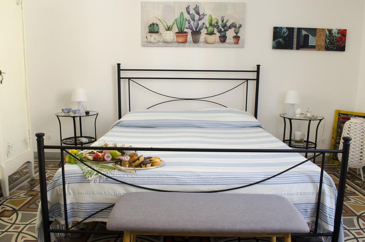 Ingrosso House Bed & Breakfast Lecce Exterior photo